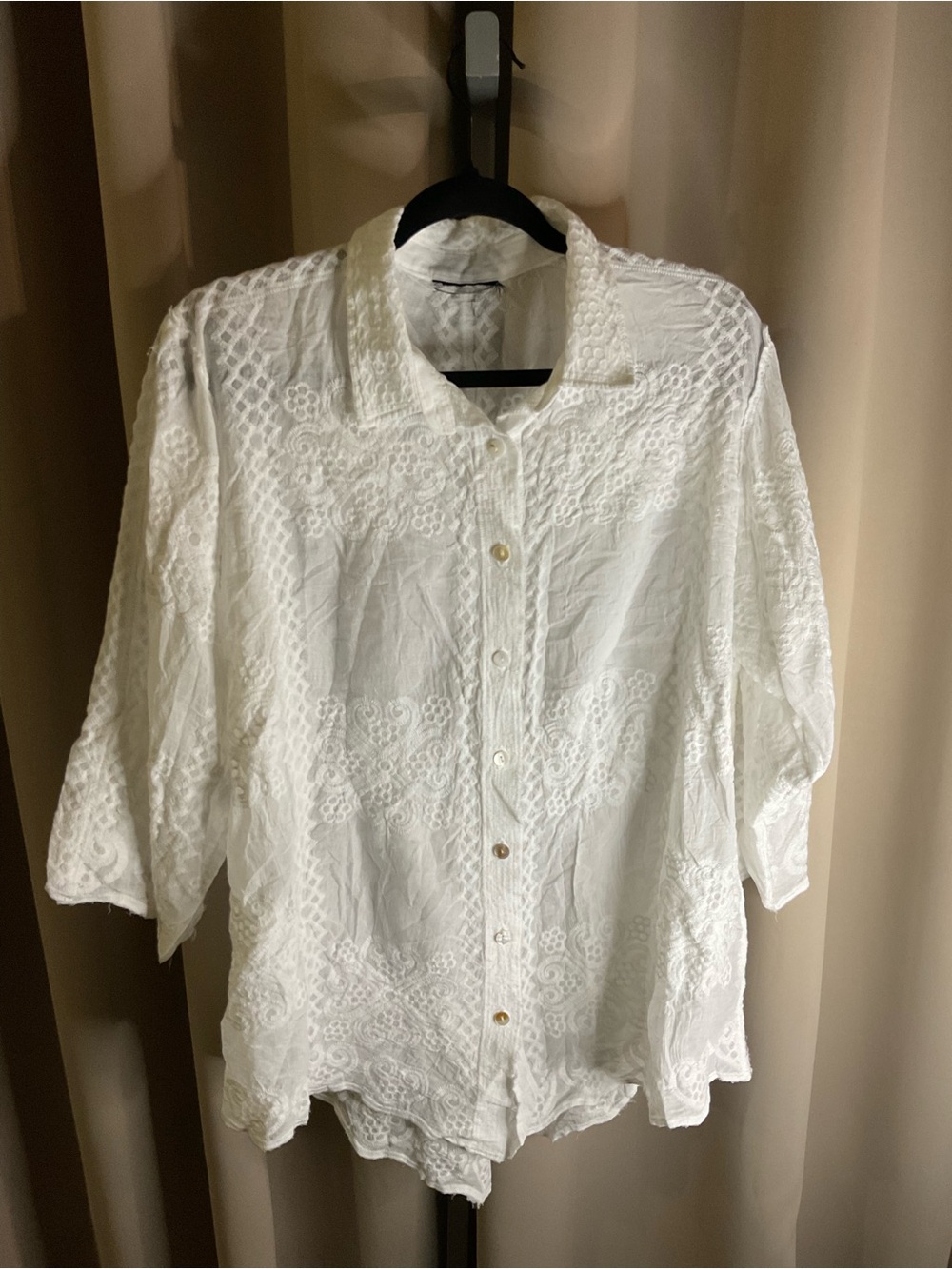Forgotten Grace Floral Embroidered Three-Quarter Sleeve Cotton Button-Up Shirt - Picture 3 of 4